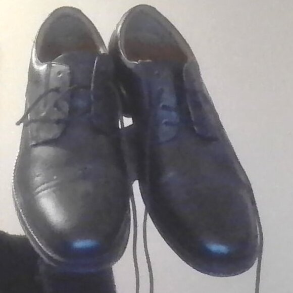 Men Dress Shoe - Picture 1 of 4
